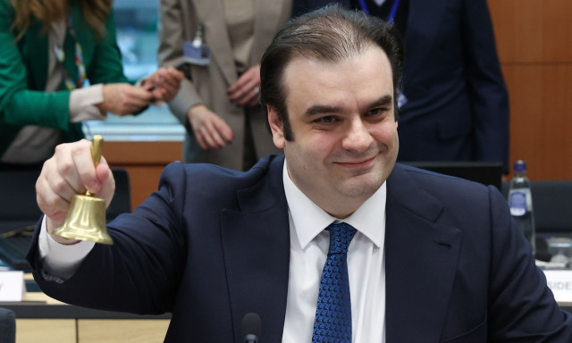 Πιερρακάκης: Το βίντεο που μοιράστηκε από την «πρεμιέρα» του στην προεδρία του Eurogroup