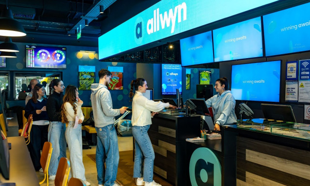 Τα πρώτα καταστήματα Allwyn είναι εδώ – Νέα εποχή για το δίκτυο των καταστημάτων του ΟΠΑΠ