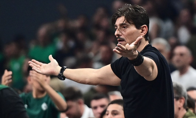 Αντίδραση Δ. Γιαννακόπουλου: «Δεν κάνουν τίποτα όταν οπαδοί βρίζουν εμάς και τις οικογένειές μας»