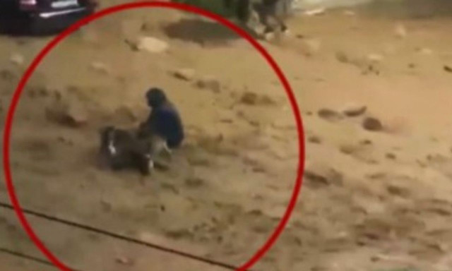 Γλυφάδα: «Μην πέσεις τώρα» - Η προσευχή του 43χρονου που διέσωσε δύο γυναίκες από τα ορμητικά νερά