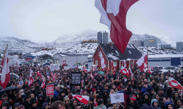 Δυσπιστία στη Γροιλανδία για τους ισχυρισμούς Τραμπ περί «πλαισίου συμφωνίας»