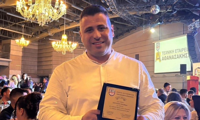 Κρήτη: Βραβεύτηκε ο αστυνομικός που εκτός υπηρεσίας έσωσε γυναίκα θύμα ενδοοικογενειακής βίας