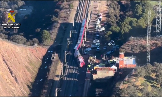 Ισπανία: Ελάττωμα στη γραμμή εντόπισε το πρώτο πόρισμα των αρχών για το σιδηροδρομικό με 43 νεκρούς