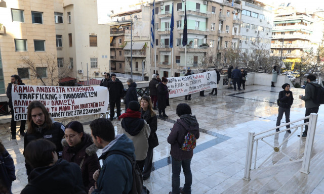 Κολωνός: Αναβιώνει στο Εφετείο η υπόθεση βιασμού της 12χρονης - Στο εδώλιο και η μητέρα της