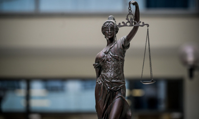 Βόλος: Διέσυρε τον πρώην σύζυγό της για δήθεν σεξουαλική παρενόχληση του παιδιού τους