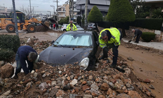 Κακοκαιρία: Πώς θα αποζημιωθείτε για τις ζημιές - Αναλυτικά η διαδικασία και τα ποσά