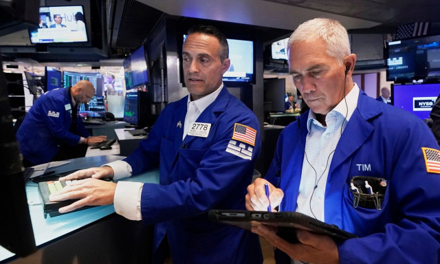 Κέρδη στη Wall Street εν μέσω αποκλιμάκωσης των γεωπολιτικών ανησυχιών