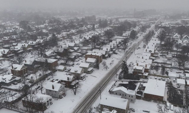 Ξεκίνησε η χειμερινή καταιγίδα στις ΗΠΑ: Εκατομμύρια άνθρωποι στο έλεος του ψύχους και του χιονιά