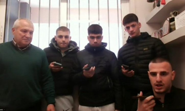 Μαραθώνας: Μαθητές από το ΓΕΛ έσωσαν δύο ηλικιωμένους από φλεγόμενο διαμέρισμα