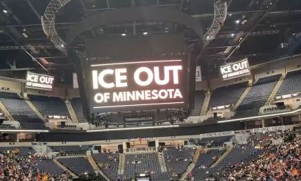 ΝΒΑ: Αναβλήθηκε το Τίμπεργουλβς – Ουόριορς λόγω της κατάστασης στη Μινεάπολη