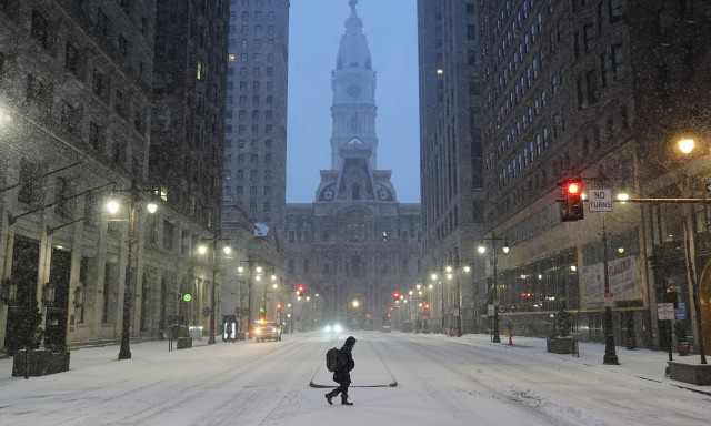 ΗΠΑ: Στην «κατάψυξη» η μισή χώρα – Στο σκοτάδι 500.000 νοικοκυριά