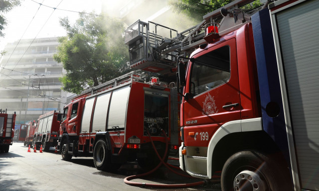 Υπό έλεγχο η φωτιά σε φούρνο στο κέντρο της Αθήνας – Κυκλοφοριακές ρυθμίσεις