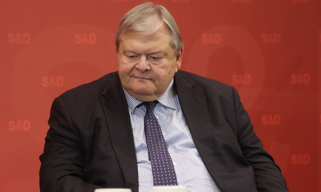 Η ανθρωπογεωγραφία της εκδήλωσης Βενιζέλου και τα σενάρια για «νέο 2012»