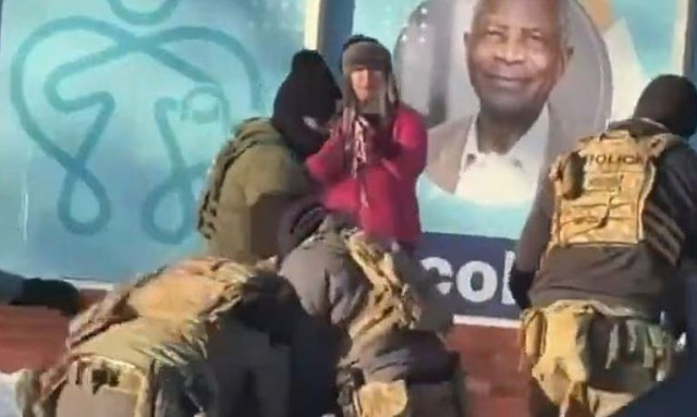 Μινεάπολη: Η «γυναίκα με το ροζ παλτό» που κατέγραψε τη στιγμή της δολοφονίας του Άλεξ Πρέτι