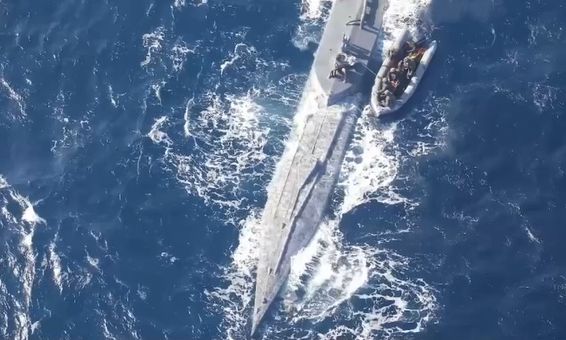 «Ναρκο-υποβρύχιο» φορτωμένο με εννέα τόνους κοκαΐνης εντοπίστηκε ανοιχτά της Πορτογαλίας