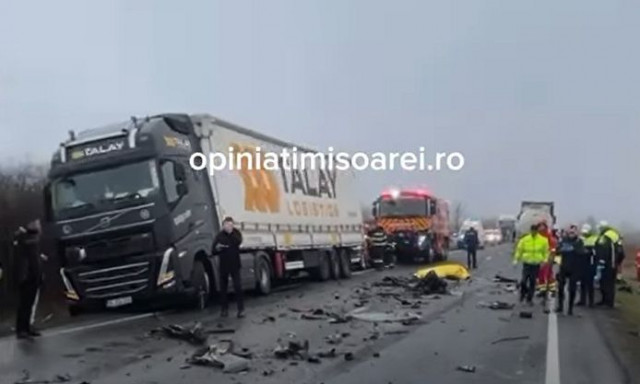 Τραγωδία στη Ρουμανία με φιλάθλους του ΠΑΟΚ: Βίντεο σοκ από τη στιγμή του τροχαίου - Σκληρές εικόνες