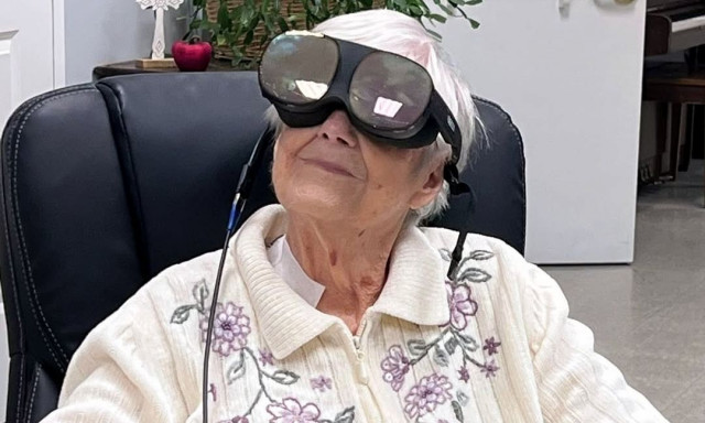 Όταν η εικονική πραγματικότητα γίνεται «αντίδοτο» στη μοναξιά των ηλικιωμένων