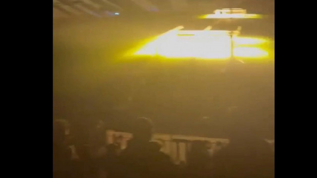 Βουβός θρήνος στην Τούμπα: Με πανό «Καλό παράδεισο, αδέρφια» μπήκαν στη Θύρα 4 οι οπαδοί