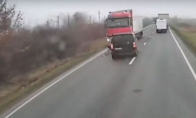 ΠΑΟΚ-Οδηγός νταλίκας: «34 χρόνια στο τιμόνι, 1 εκατ. χιλιόμετρα, δεν έχω ξαναδεί κάτι τέτοιο»