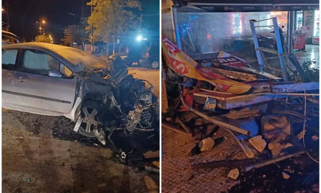 Λουτράκι: «Τρελή» πορεία 19χρονου οδηγού - Το αυτοκίνητο κατέληξε σε προαύλιο επιχείρησης