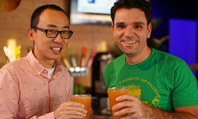 Ούτε Γερμανία ούτε Ηνωμένο Βασίλειο: Η χώρα «αουτσάιντερ» που πίνει την περισσότερη μπύρα στον κόσμο