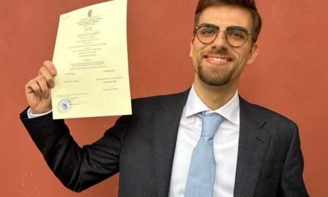 Από το ταξί πρώτος στη Νομική Αθηνών: Ο Κρητικός με την ιστορική πρωτιά με βαθμό 9,8