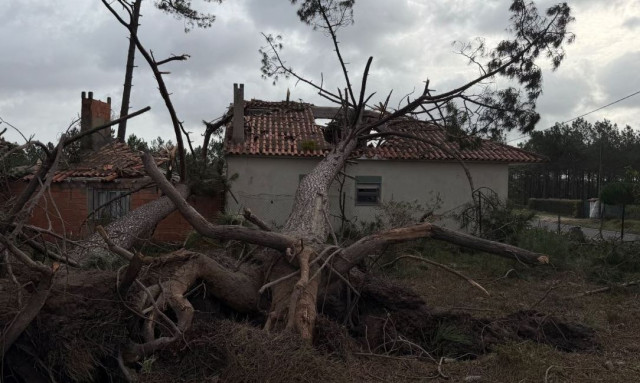 Πορτογαλία: Τουλάχιστον πέντε νεκροί από την καταιγίδα Κριστίν - «Είναι σαν να μας χτύπησε βόμβα»