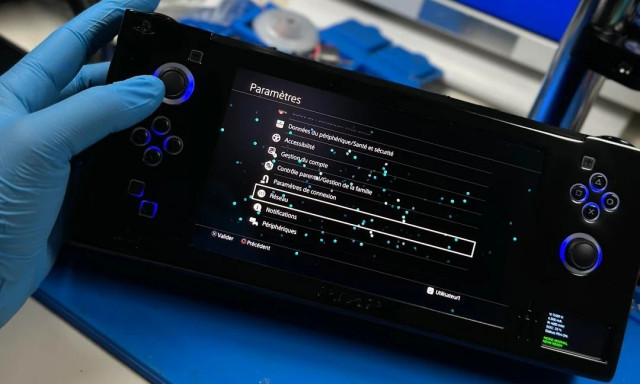 Δημιούργησε το δικό του φορητό PlayStation 4 και αλλάζει τα πάντα στη gaming κοινότητα