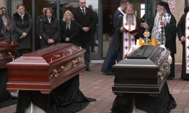 Θλίψη και συγκίνηση για τα θύματα του τροχαίου του ΠΑΟΚ: Τρισάγιο στο αεροδρόμιο πριν επιστρέψουν