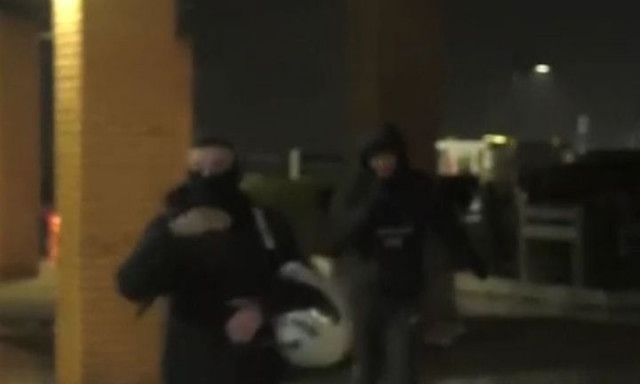 Θεσσαλονίκη: Επίθεση σε τηλεοπτικό συνεργείο on air έξω από το νοσοκομείο «Παπαγεωργίου»