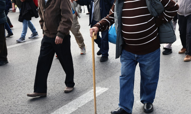 Συντάξεις Φεβρουαρίου: Σήμερα το δεύτερο κύμα πληρωμών για 1,7 εκατ. συνταξιούχους