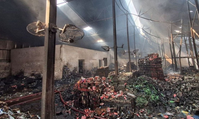 Τραγωδία στην Ινδία: Τουλάχιστον 25 νεκροί από πυρκαγιά σε δύο κτίρια στην Καλκούτα