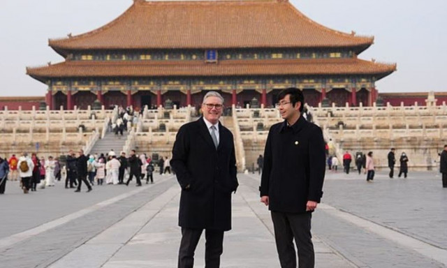 Κίνα: Ο Στάρμερ είδε την Απαγορευμένη Πόλη...σαν απλός τουρίστας - Η ιδιωτική ξενάγηση Τραμπ το 2017