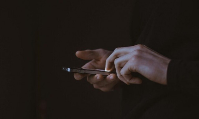 Ίλιον: Σύλληψη δύο μαθητών που έκαναν φάρσα για βόμβα στο σχολείο από κινητό συμμαθήτριάς τους