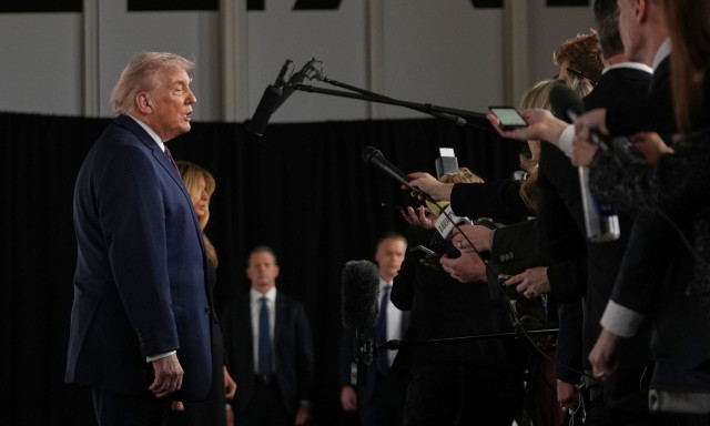 Προειδοποίηση Τραμπ σε Βρετανία: «Πολύ επικίνδυνες» οι στενές επιχειρηματικές σχέσεις με Κίνα