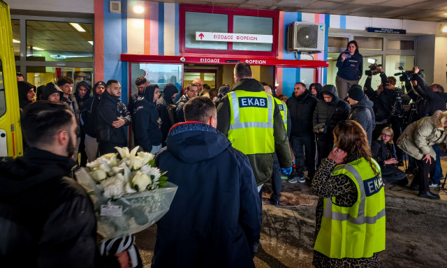 Τραυματίας φίλαθλος ΠΑΟΚ στο Παπαγεωργίου: Χρήζει εγρήγορσης - «Όλο το νοσοκομείο έχει πέσει πάνω»