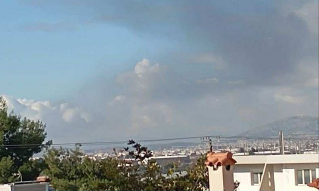 Φωτιά τώρα στον Ασπρόπυργο