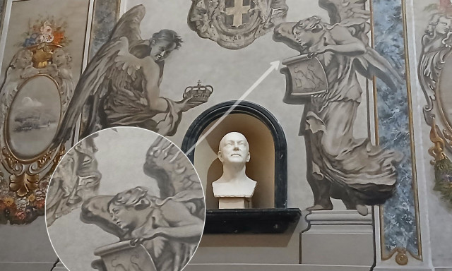 Αμηχανία στο Βατικανό για τον άγγελο με το πρόσωπο της Μελόνι