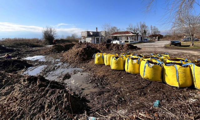 Ρομά καλλιεργούν τα δικά τους λαχανικά σε δημοτικές εκτάσεις σε Σέρρες, Δράμα και Καβάλα