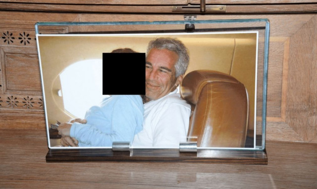 Αρχεία Έπσταϊν: Μπιλ Γκέιτς και αφροδίσια, Άντριου με Ρωσίδες και Έλον Μασκ για «άγρια πάρτυ»