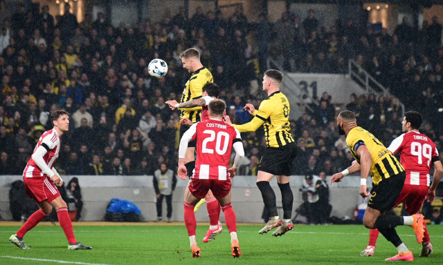 LIVE ΑΕΚ – Ολυμπιακός 1-0: Προδάβισμα για την Ένωση με το πρώτο γκολ του Βάργκα!