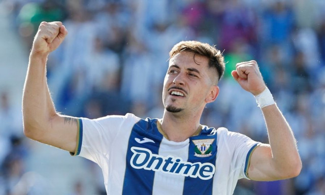 Μεταγραφές: Η Αλ Αραμπί είπε «αντίο» στον Χάβι Ερνάντεθ που έρχεται στον Παναθηναϊκό