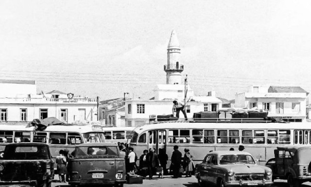 Ρέθυμνο: Όταν η Πλατεία των Τεσσάρων Μαρτύρων ήταν η «καρδιά» των συγκοινωνιών