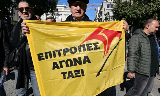 Πορεία οδηγών ταξί στο κέντρο της Αθήνας: Προειδοποίηση για απεργία διαρκείας - Φωτογραφίες, βίντεο