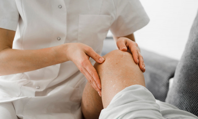 Ρομποτική Αρθροπλαστική Γόνατος: Ακρίβεια, ασφάλεια και άμεση κινητοποίηση