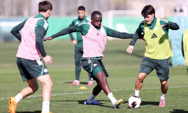 Παναθηναϊκός - ΠΑΟΚ: Απρόοπτο με Σισοκό λίγο πριν τη σέντρα του ντέρμπι στο Κύπελλο Ελλάδας