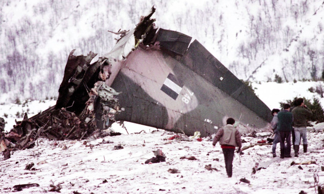 Συντριβή C-130 στο όρος Όθρυς, 35 χρόνια μετά: Πώς χάθηκαν 63 ζωές σε υψόμετρο 1520 μέτρων