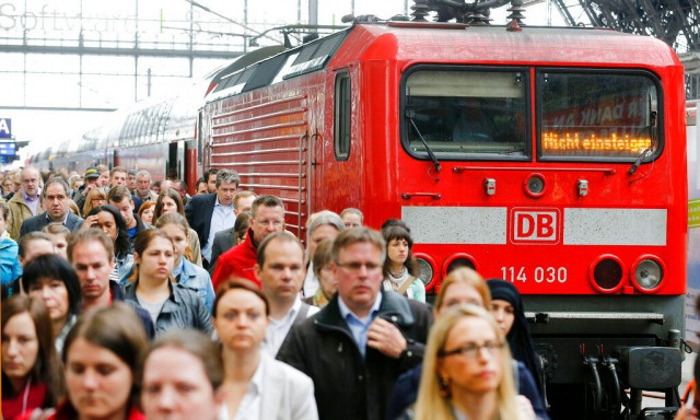 Γερμανία: Νεκρός ελεγκτής εισιτηρίων τρένου ύστερα από επίθεση - Τον ξυλοκόπησε 26χρονος Έλληνας