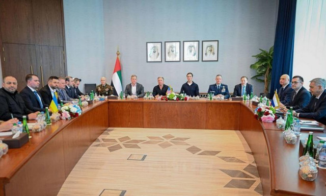 Άμπου Ντάμπι: Παραγωγικές αλλά χωρίς ουσιαστική πρόοδο οι ειρηνευτικές συνομιλίες Ουκρανίας - Ρωσίας