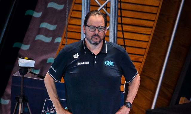 Εθνική Ελλάδας: Η τρομερή κίνηση του Παυλίδη πριν το τέλος - Κάλεσε τάιμ άουτ και έδωσε συγχαρητήρια